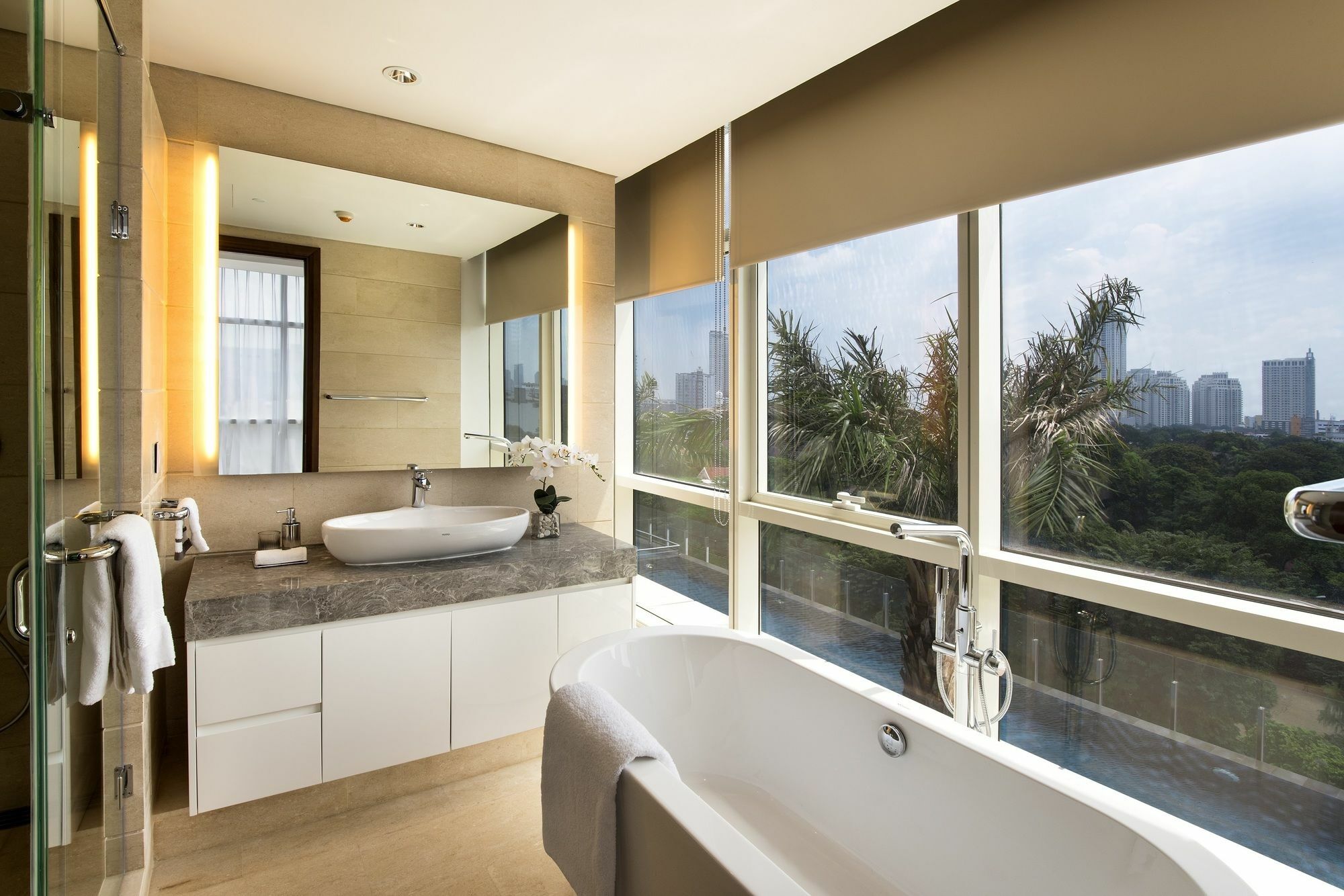 Oakwood Suites La Maison Cakarta Dış mekan fotoğraf